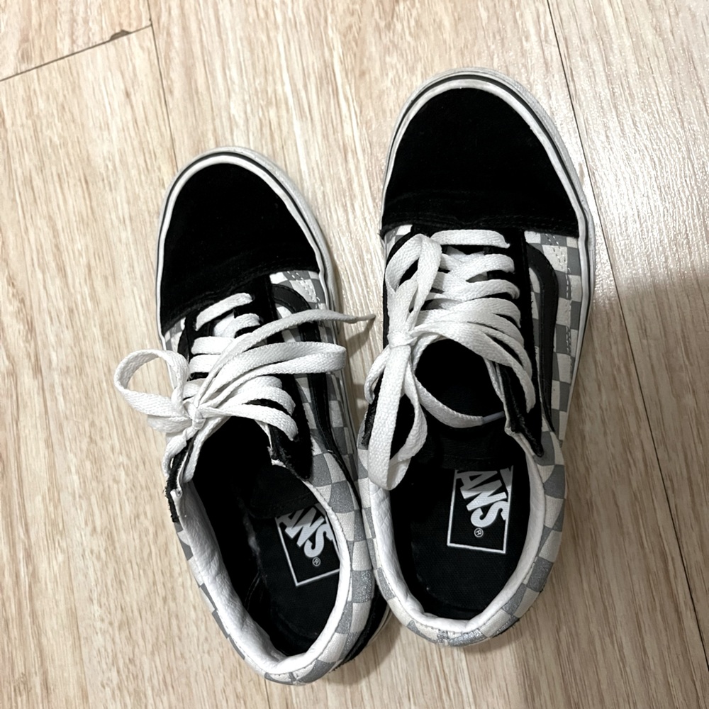 vans old school sneakers